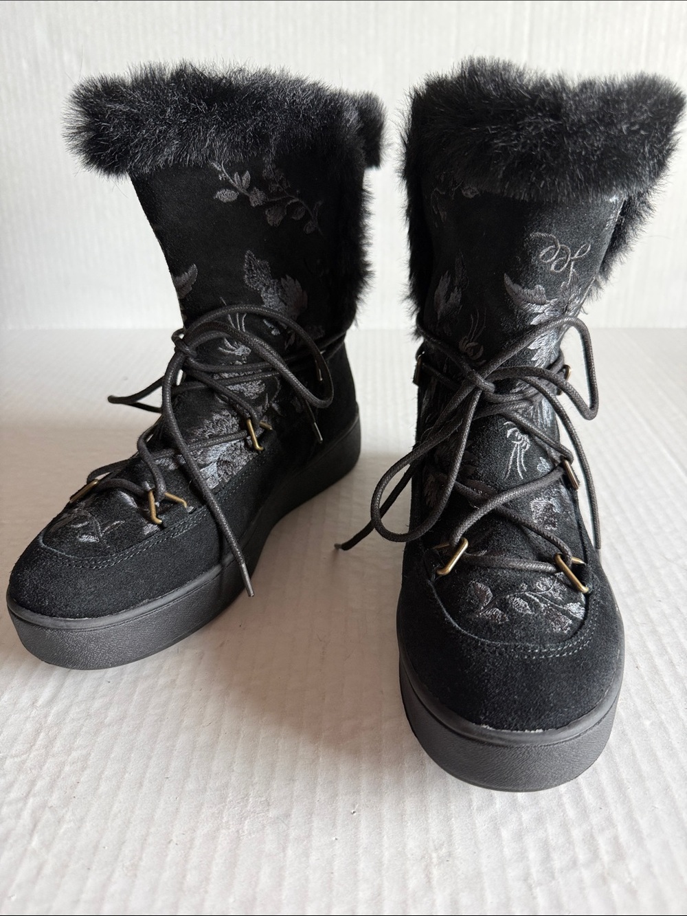 NWOT Johnny Was Freja Moon Boot In Black - Picture 3 of 13